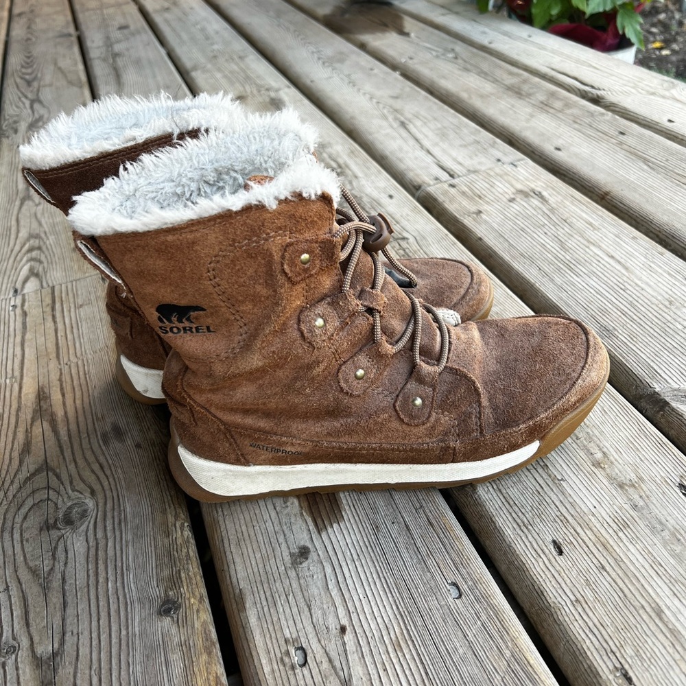 Sorel Brown and Tan Winter Boots